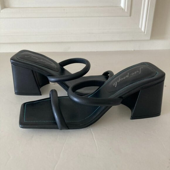 NWOB Free People Parker Double Strap Black Leather Heels Sz 38.5 - Picture 1 of 8